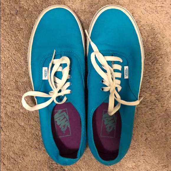 Size women’s 8.5 / men’s 7 blue vans. worn once! - Picture 1 of 3